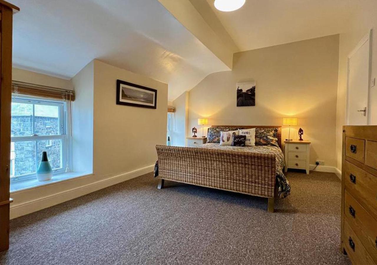 Luxury 4 Bedroom Seaside Apartment - Glan Y Werydd House Barmouth Bagian luar foto