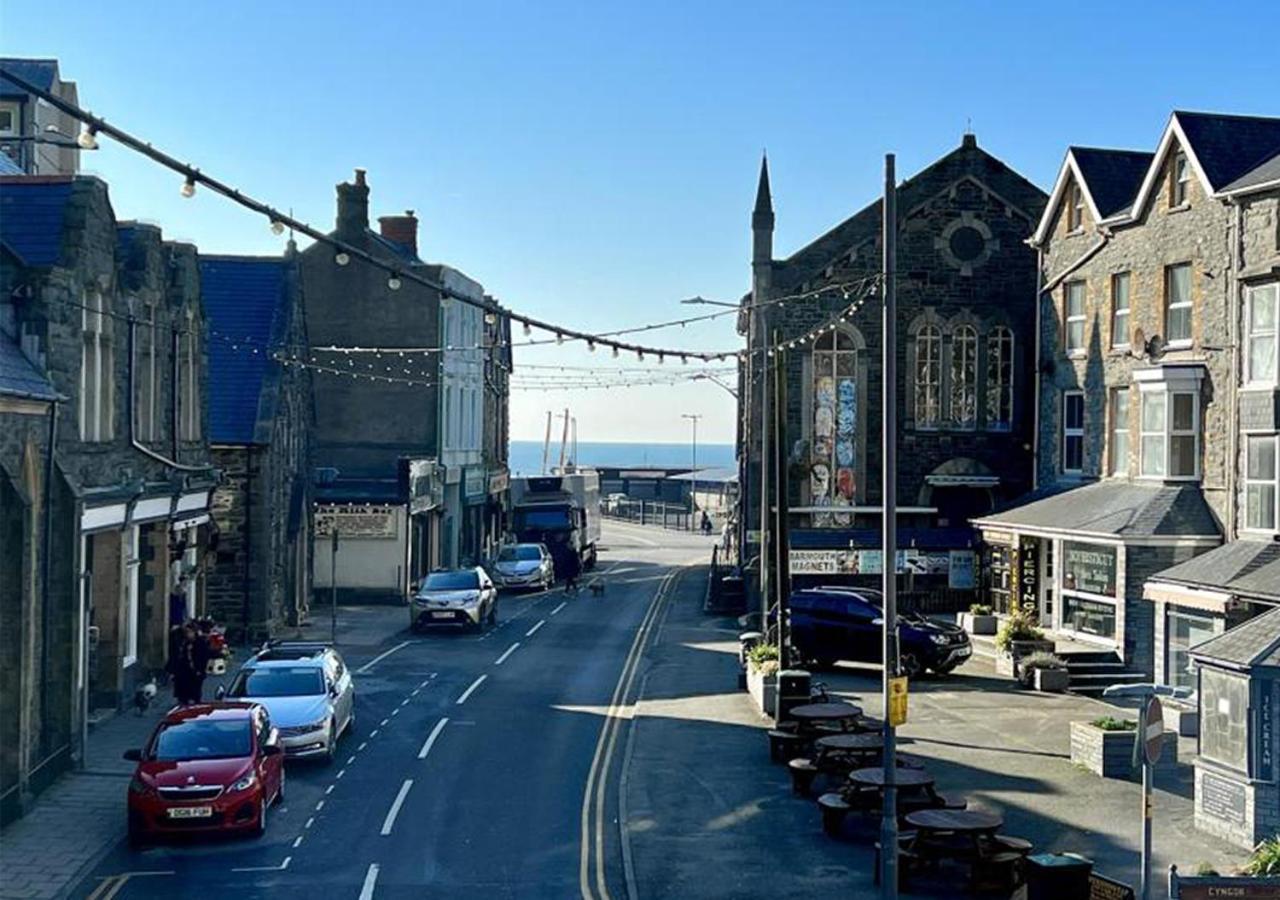 Luxury 4 Bedroom Seaside Apartment - Glan Y Werydd House Barmouth Bagian luar foto
