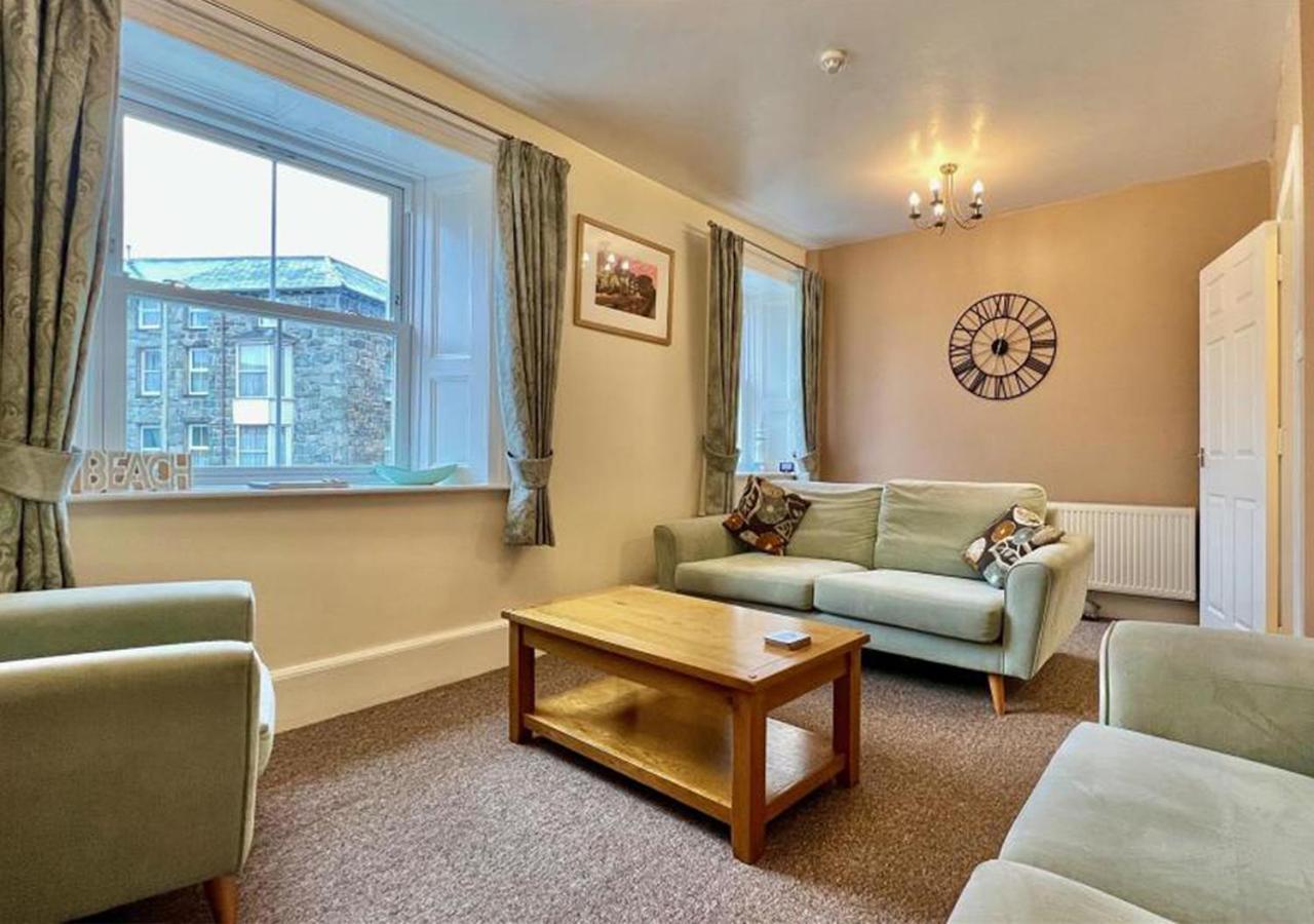 Luxury 4 Bedroom Seaside Apartment - Glan Y Werydd House Barmouth Bagian luar foto